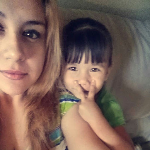 Anna Munoz Photo 36