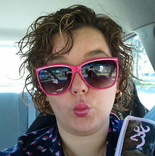 Andrea Fields Photo 34