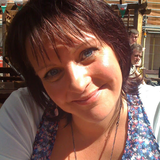 Tracy Harding Photo 36