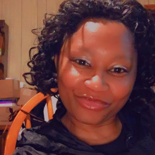 Loretta Robinson Photo 34