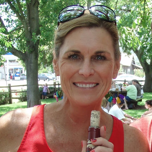 Paula Hopkins Photo 7