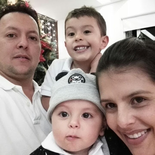 Johana Carmona Photo 13