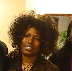 Deborah Moore Photo 20
