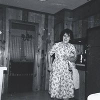 Cynthia Lowery Photo 23