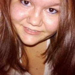 Danielle Sadler Photo 11