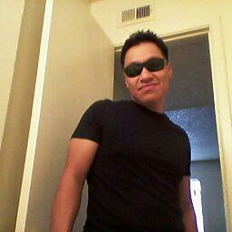 Eddie Hernandez Photo 25
