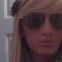 Samantha Gibbs Photo 5