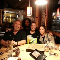 Samantha Peck Photo 16