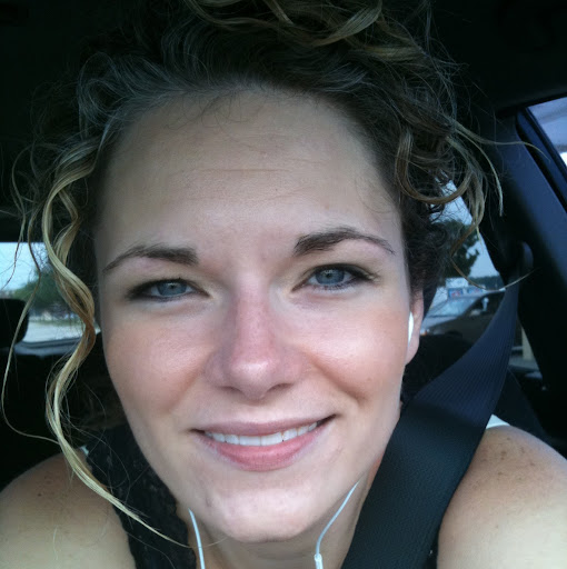 Melissa Roach Photo 11