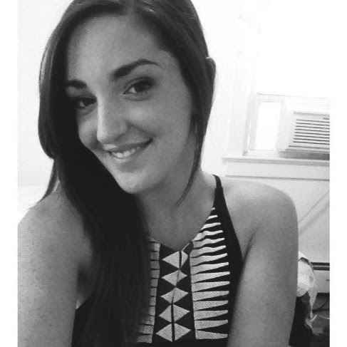 Theresa Regan Photo 36