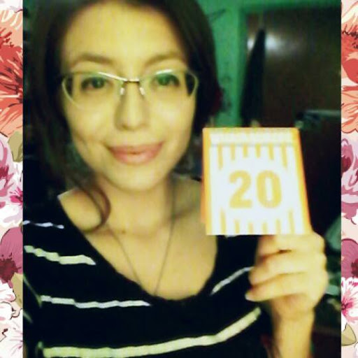 Jacqueline Buchanan Photo 14