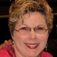 Lynn Flanagan Photo 15