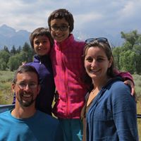 Elizabeth Winder Photo 11