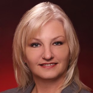 Terri Thomas Photo 14