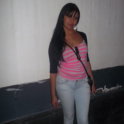 Nancy Guzman Photo 15