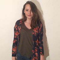 Alicia Keller Photo 14
