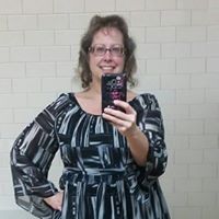 Jennifer Potter Photo 16