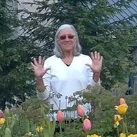 Cynthia Peters Photo 15
