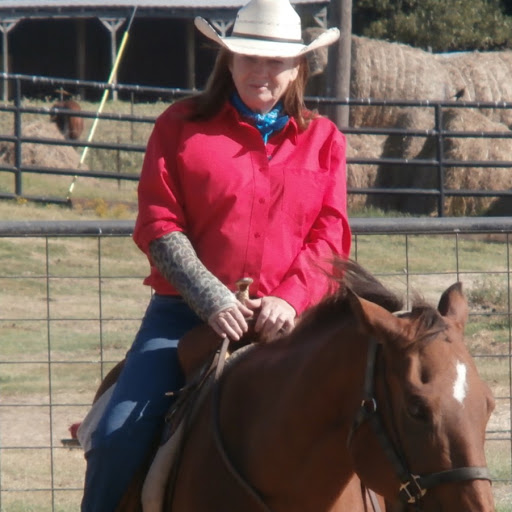 Sandra Dobbs Photo 27