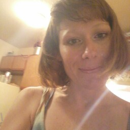 Angela Rowell Photo 33