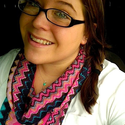 Kristen Schneider Photo 13