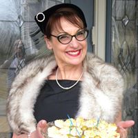 Rebecca Gross Photo 26