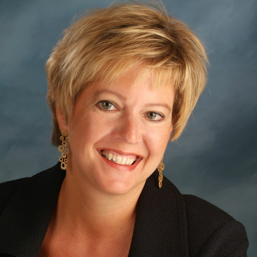 Nancy Dalton Photo 28