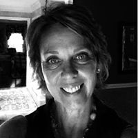 Tracy Vaughn Photo 18