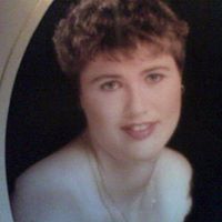 Vanessa Watkins Photo 14