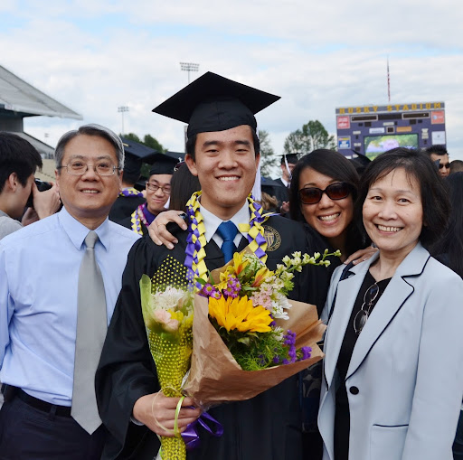 Michael Yang Photo 34