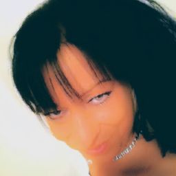 Julie Perron Photo 30