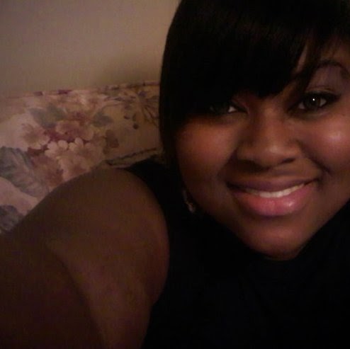 Vicki Monroe Photo 29