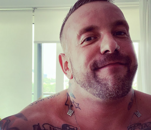 Alan Burrows Photo 13