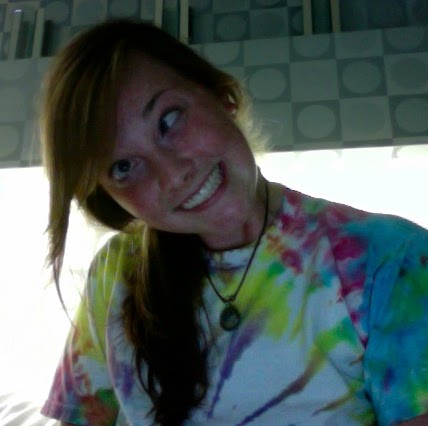 Katie Stevens Photo 38