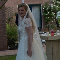 Alicia Peters Photo 17