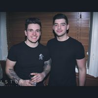 Michael Walton Photo 25