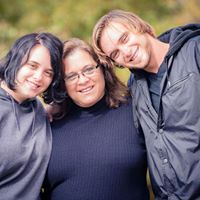 Lori Hughes Photo 46