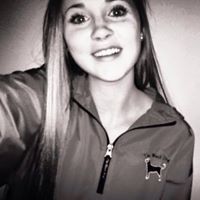 Julia Buckner Photo 15