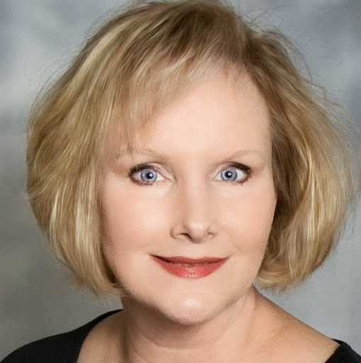 Jane Alexander Photo 16