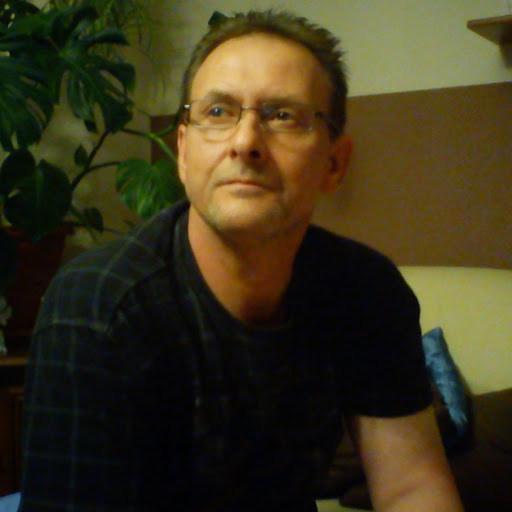 Michael Olszewski Photo 42