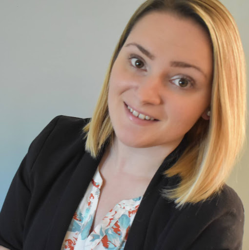 Michelle O'Leary Photo 14