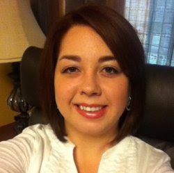 Nicole Hoffman Photo 8