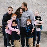 Julia Meeks Photo 9