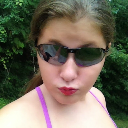Emily Morgan Photo 34