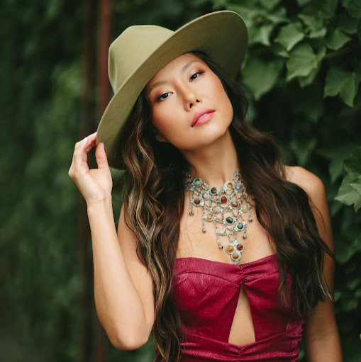 Susan Kang Photo 18