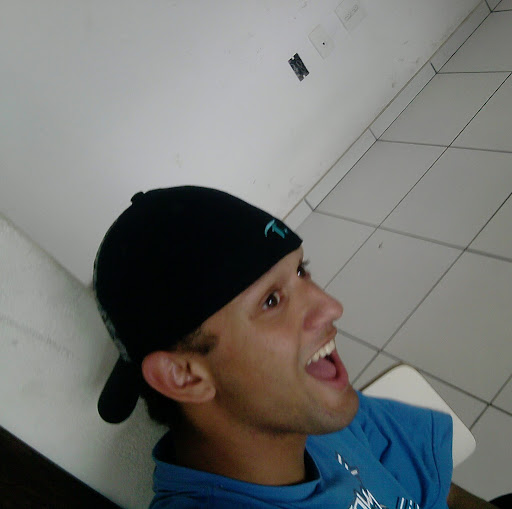 Fred Santos Photo 46