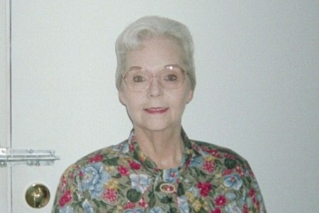Jacqueline Anderson Photo 6