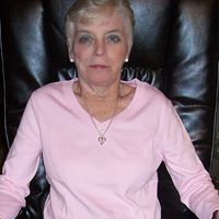 Annette Howard Photo 20