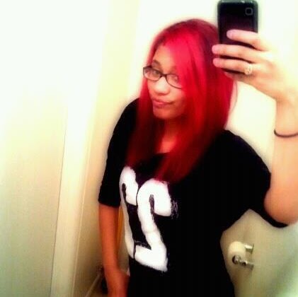 Cassandra Miller Photo 7