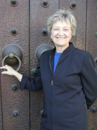 Dianne Hansen Photo 17